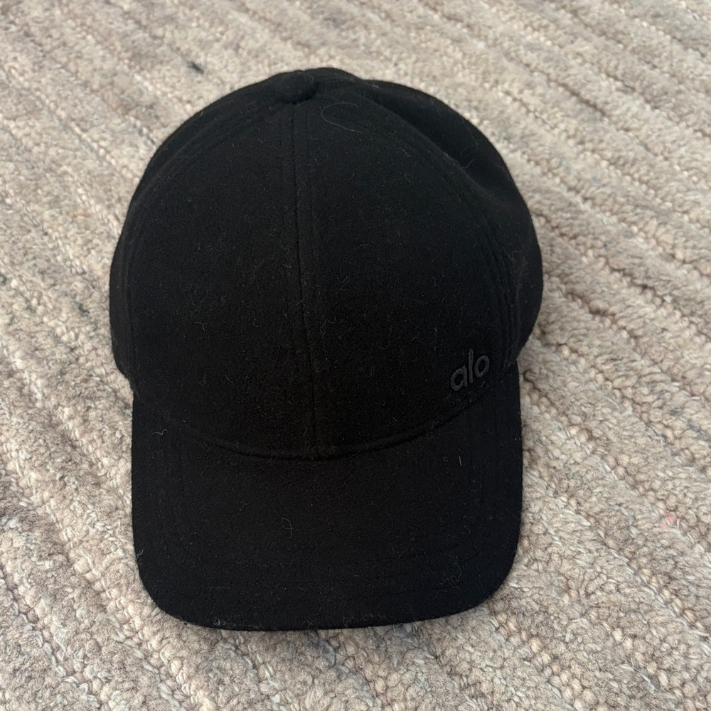 Velvet off duty Alo cap